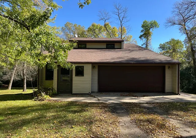 Photo 1 of Sale Pending at 15957 Koronis Rd Nw, Paynesville, MN 56362 | MLS# 7154869 | Listing updated on 2026-10-18