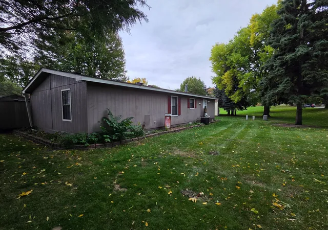 Photo 2 of Single family home for sale at 9512 W Sandpiper Dr, Minneapolis, MN 55434 | MLS# 7154876 | Listing updated on 2026-10-06