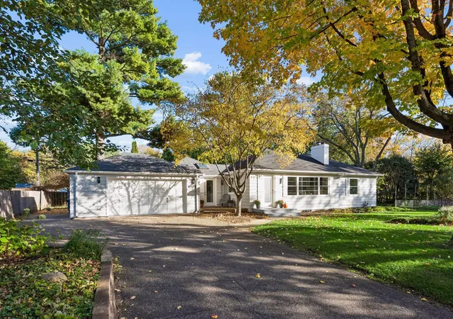 Photo 2 of Single family home for sale at 3525 The Mall, Minnetonka, MN 55345 | MLS# 7154886 | Listing updated on 2026-10-11