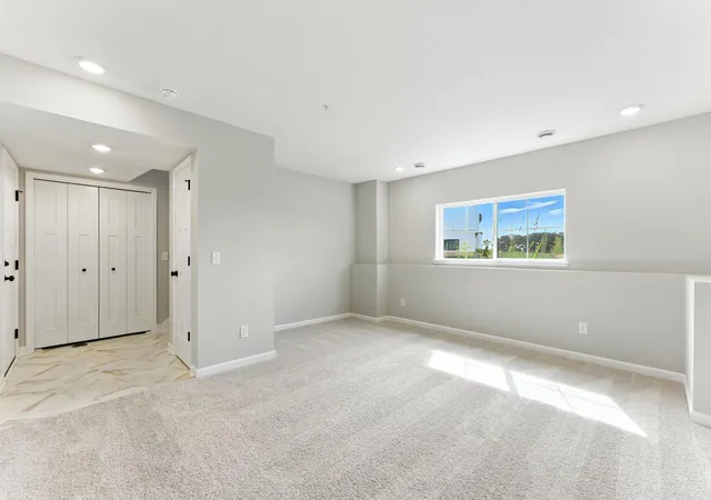 Photo 4 of Single family home for sale at 10378 Birchwood Cir, Chaska, MN 55318 | MLS# 7154910 | Listing updated on 2026-10-26