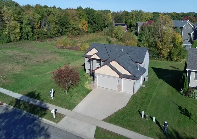 Photo 1 of Single family home for sale at 929 Farmers Ridge Trl, Belle Plaine, MN 56011 | MLS# 7154918 | Listing updated on 2026-10-07