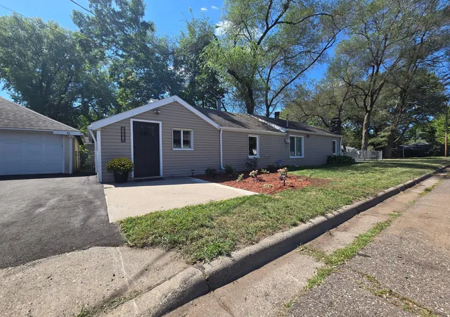 Photo 1 of Single family home for sale at 1202 11th Avenue SE, Saint Cloud, MN 56304 | MLS# 7154920 | Listing updated on 2026-10-09