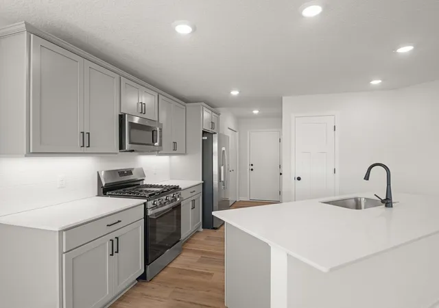 Photo 3 of Single family home for sale at 709 Highland Cir, Jordan, MN 55352 | MLS# 7154932 | Listing updated on 2026-10-19