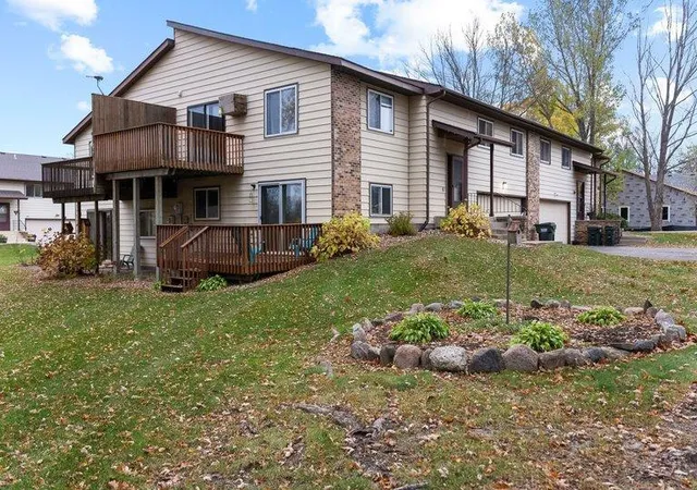 Photo 1 of Single family home for sale at 826 Prairie Ln SW, Alexandria, MN 56308 | MLS# 7154935 | Listing updated on 2026-10-30