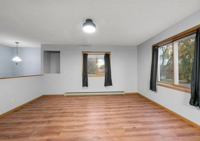 Photo 4 of Single family home for sale at 826 Prairie Ln SW, Alexandria, MN 56308 | MLS# 7154935 | Listing updated on 2026-10-30