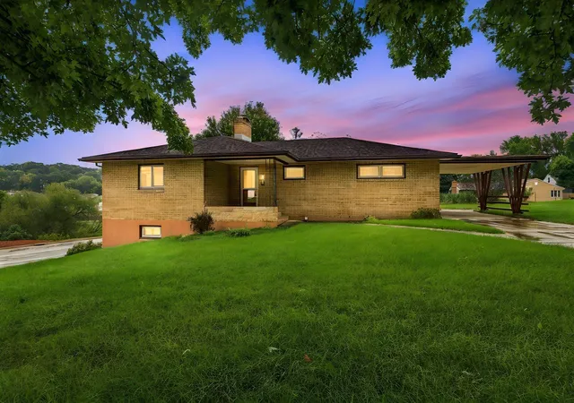 Single family home for sale at 824 Brown St, Jackson, MN 56143 | MLS# 7154951