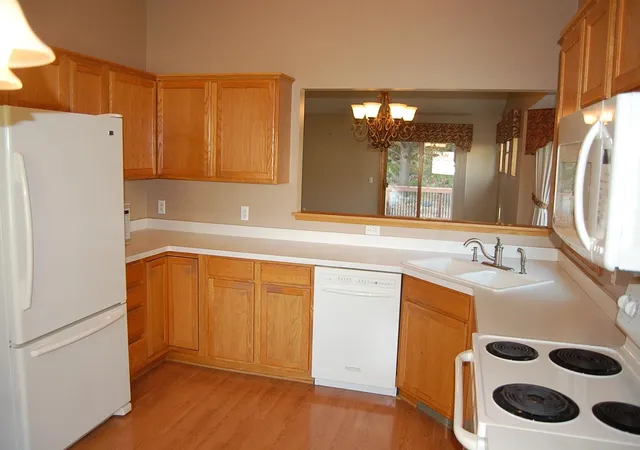 Photo 4 of Single family home for sale at 3819 Xenium Ct N, Minneapolis, MN 55441 | MLS# 7154961 | Listing updated on 2026-10-21