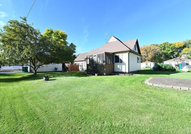 Photo 3 of Single family home for sale at 309 1st Avenue E, Abercrombie, ND 58001 | MLS# 7154966 | Listing updated on 2026-10-05