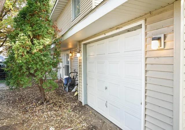Photo 1 of Townhouse for sale at 1438 109th Lane Nw, Minneapolis, MN 55433 | MLS# 7154969 | Listing updated on 2026-10-16