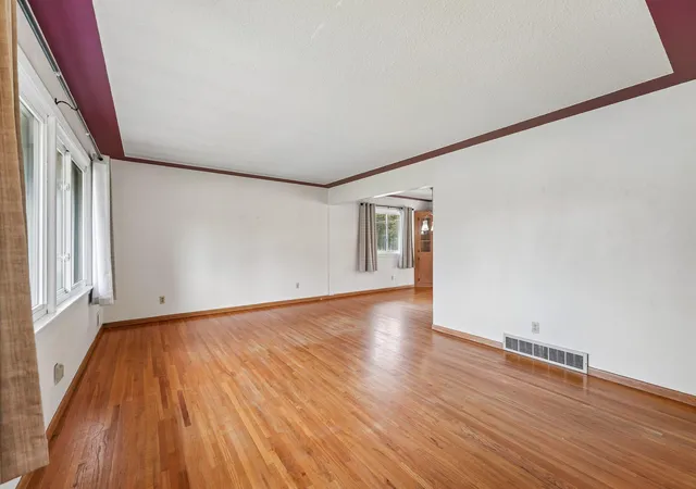 Photo 3 of Single family home for sale at 585 9th Street N, Bayport, MN 55003 | MLS# 7154973 | Listing updated on 2026-10-09