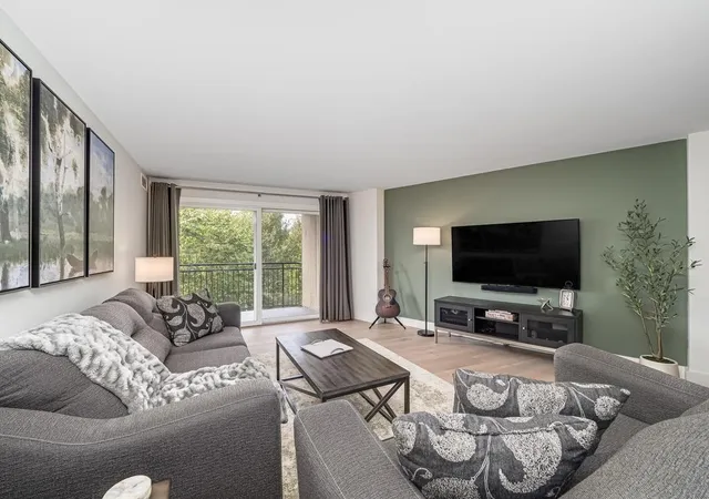 Condo for sale at 1200 Nicollet Mall #507, Minneapolis, MN 55403 | MLS# 7154978