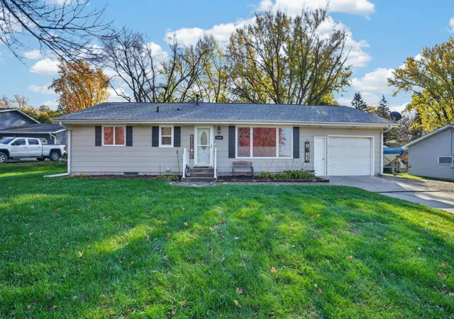 Single family home for sale at 1809 Jefferson Rd, Northfield, MN 55057 | MLS# 7154982