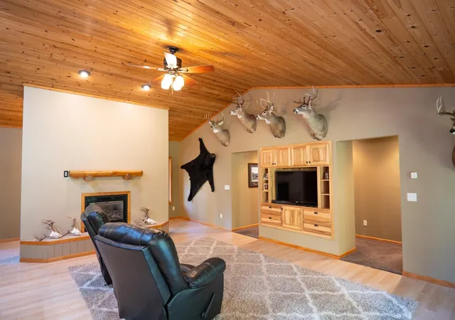 Photo 4 of Single family home for sale at 11307 Grouse Loop NW, Walker, MN 56484 | MLS# 7155001 | Listing updated on 2026-10-10