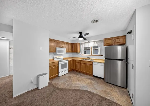 Photo 1 of Condo for sale at 1903 Greenview Pl SW #1, Rochester, MN 55902 | MLS# 7155007 | Listing updated on 2026-10-05