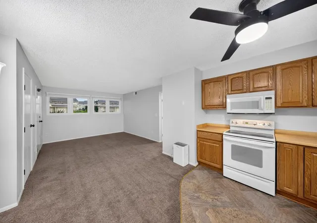 Photo 4 of Condo for sale at 1903 Greenview Pl SW #1, Rochester, MN 55902 | MLS# 7155007 | Listing updated on 2026-10-05