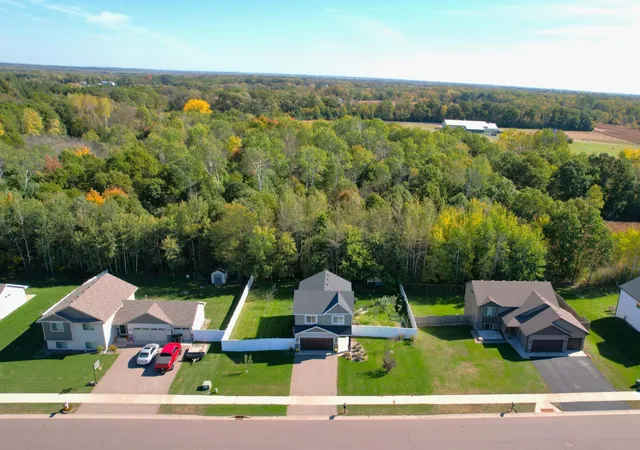 Photo 1 of Single family home for sale at 38377 Hunters Ridge Trl, North Branch, MN 55056 | MLS# 7155017 | Listing updated on 2026-10-21