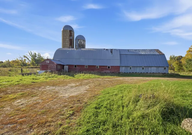 Photo 4 of Single family home for sale at 38195 Skyview Rd, Hillman, MN 56338 | MLS# 7155032 | Listing updated on 2026-10-09
