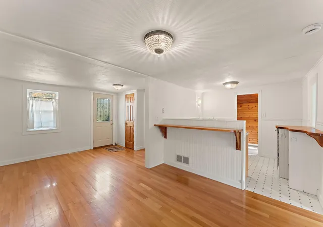 Photo 3 of Single family home for sale at 415 Chestnut St E, South Saint Paul, MN 55075 | MLS# 7155033 | Listing updated on 2026-10-08