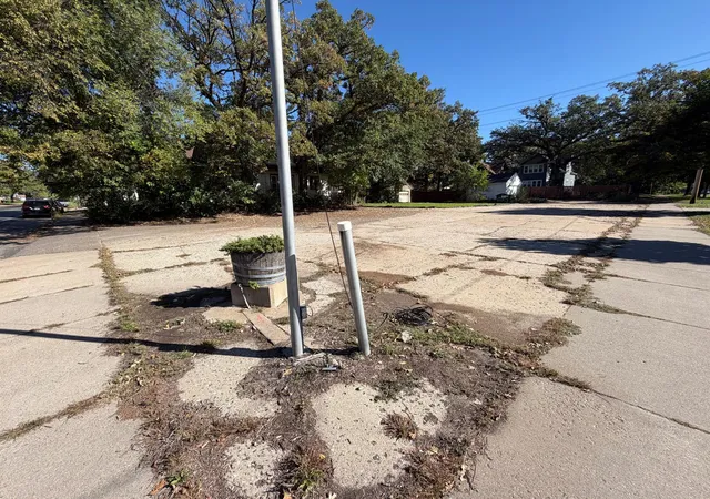 Photo 3 of Land for sale at 2810 E 50th Street, Minneapolis, MN 55417 | MLS# 7155035 | Listing updated on 2026-10-05