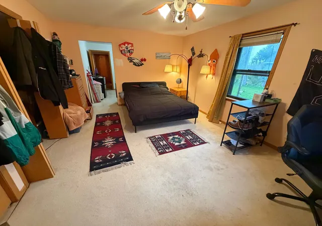 Photo 4 of Sale Pending at 1836 Kennard St, Saint Paul, MN 55109 | MLS# 7155036 | Listing updated on 2026-10-21