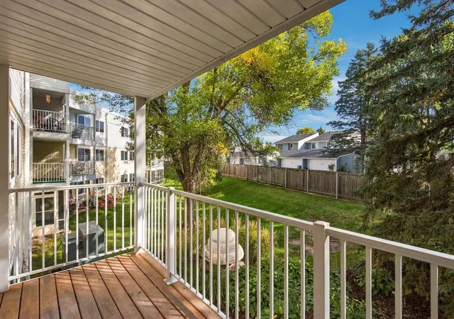 Photo 4 of Condo for sale at 132 Demont Ave E #238, Saint Paul, MN 55117 | MLS# 7155057 | Listing updated on 2026-10-08