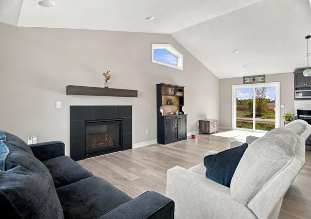 Photo 3 of Single family home for sale at 11411 Latham Ln, Chisago City, MN 55013 | MLS# 7155066 | Listing updated on 2026-10-09