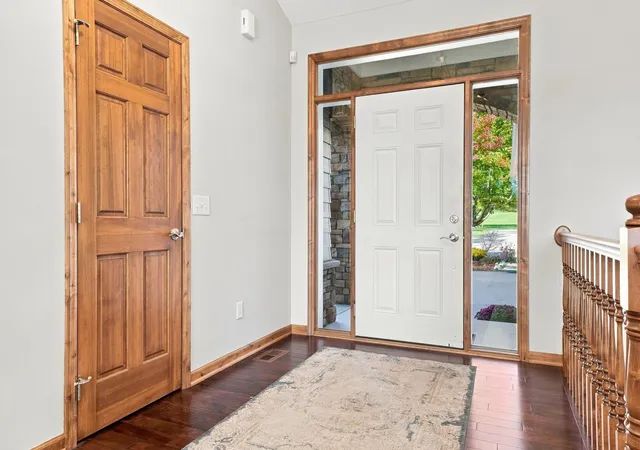 Photo 2 of Single family home for sale at 46 Osprey Ct, Saint Paul, MN 55127 | MLS# 7155072 | Listing updated on 2026-10-23