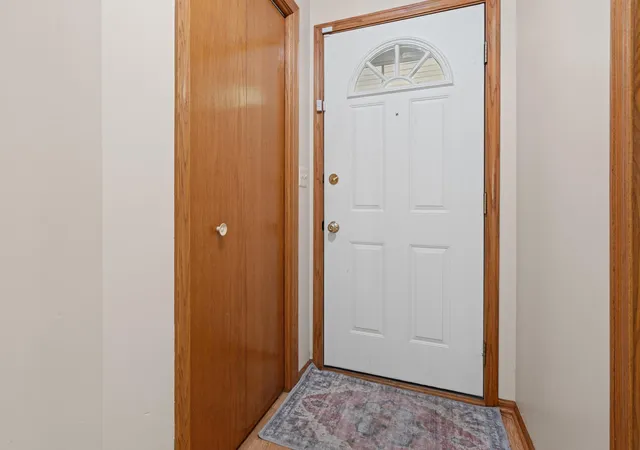 Photo 2 of Single family home for sale at 425 Fieldcrest Ln, Sartell, MN 56377 | MLS# 7155073 | Listing updated on 2026-10-06