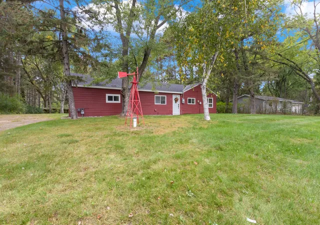 Photo 3 of Single family home for sale at 6055 Baldwin Lake Rd, Circle Pines, MN 55014 | MLS# 7155114 | Listing updated on 2026-10-07