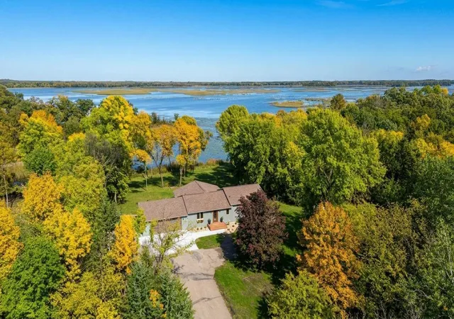 Single family home for sale at 21000 Highway 9 NE, New London, MN 56273 | MLS# 7155120