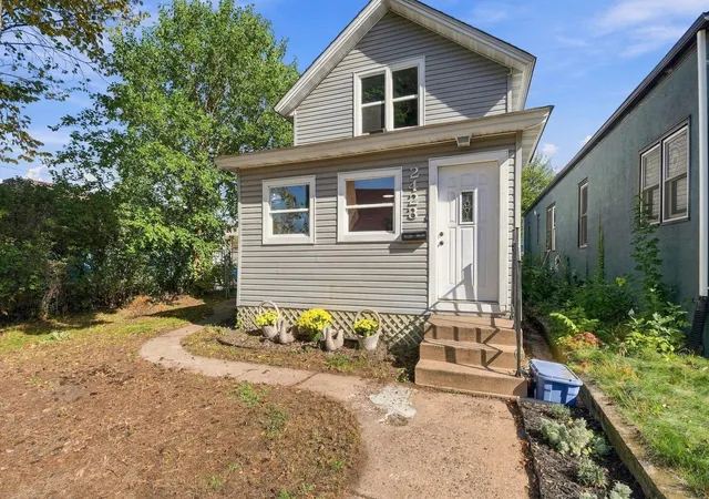 Photo 3 of Single family home for sale at 2423 Quincy St Ne, Minneapolis, MN 55418 | MLS# 7155123 | Listing updated on 2026-10-18