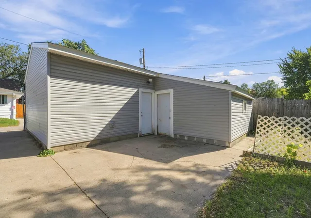 Photo 53 of Single family home for sale at 2423 Quincy St NE, Minneapolis, MN 55418 | MLS# 7155123 | Listing updated on 2026-10-08