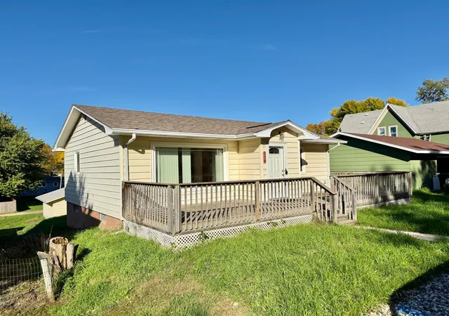 Photo 2 of Single family home for sale at 308 2nd Street SE, Pelican Rapids, MN 56572 | MLS# 7155136 | Listing updated on 2026-10-07