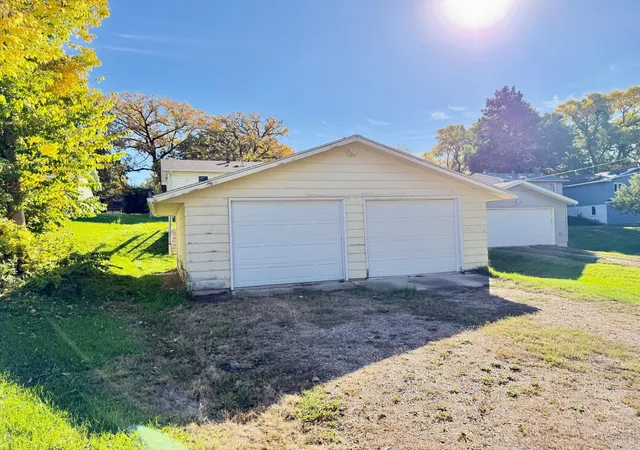 Photo 4 of Single family home for sale at 308 2nd Street SE, Pelican Rapids, MN 56572 | MLS# 7155136 | Listing updated on 2026-10-07