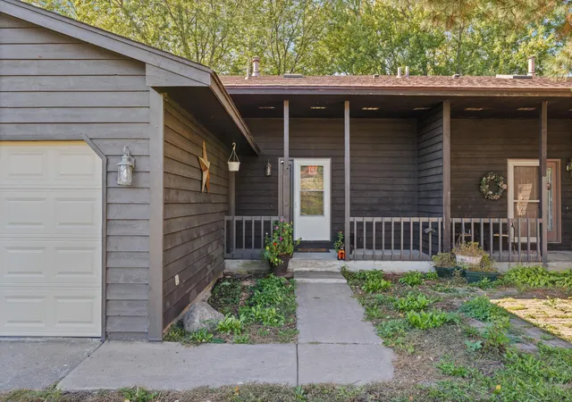 Photo 4 of Single family home for sale at 5570 Fillmore St NE, Minneapolis, MN 55432 | MLS# 7155141 | Listing updated on 2026-10-21