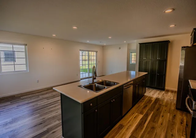 Photo 3 of Townhouse for sale at 6809 Hamilton Park NW #10, Bemidji, MN 56601 | MLS# 7155143 | Listing updated on 2026-10-07