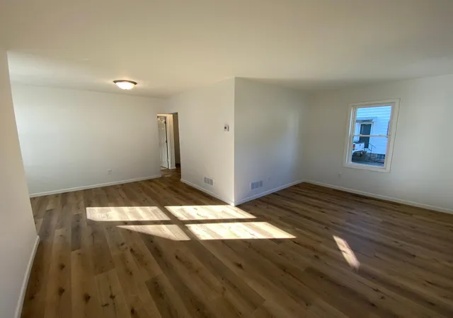 Photo 2 of Single family home for sale at 1530 3rd Street Ne, Rochester, MN 55906 | MLS# 7155154 | Listing updated on 2026-10-06