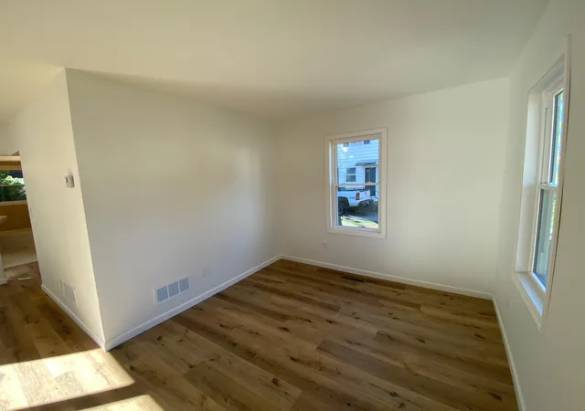Photo 3 of Single family home for sale at 1530 3rd Street NE, Rochester, MN 55906 | MLS# 7155154 | Listing updated on 2026-10-06