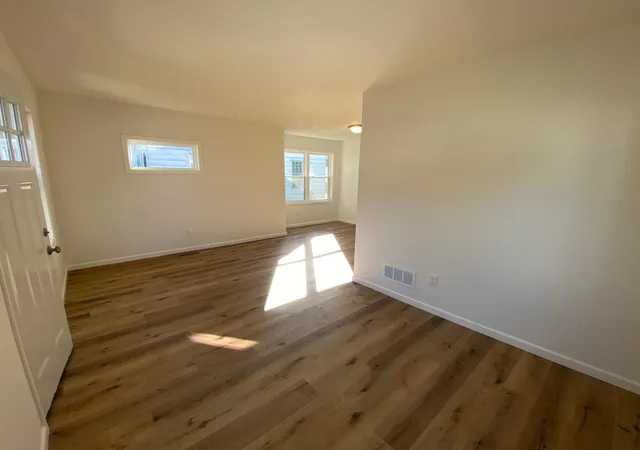 Photo 4 of Single family home for sale at 1530 3rd Street NE, Rochester, MN 55906 | MLS# 7155154 | Listing updated on 2026-10-06