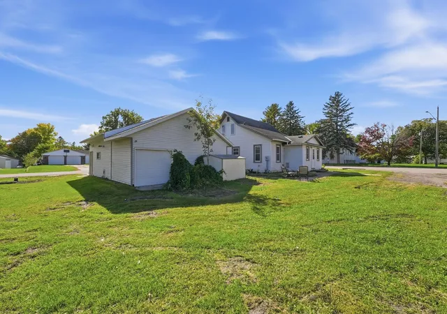 Photo 3 of Single family home for sale at 218 Cedar St S, Grey Eagle, MN 56336 | MLS# 7155157 | Listing updated on 2026-10-06