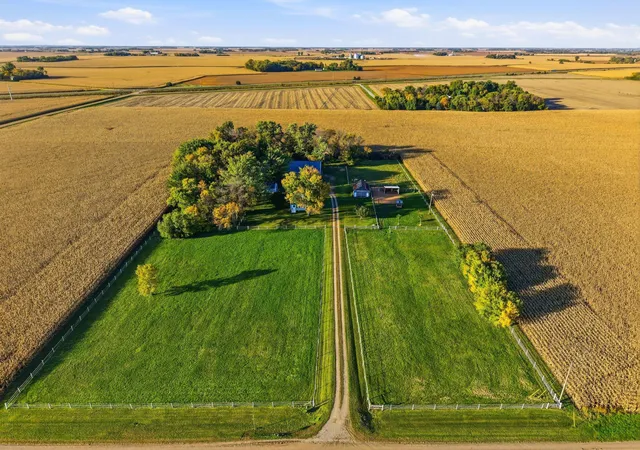 Single family home for sale at 42390 260th Street, Arlington, MN 55307 | MLS# 7155163