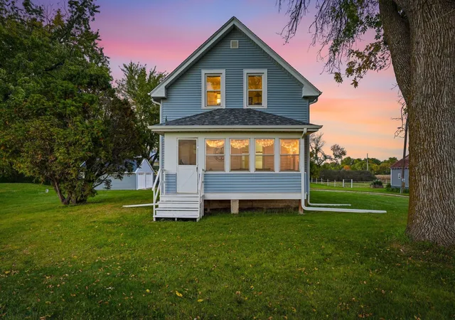Photo 4 of Single family home for sale at 42390 260th Street, Arlington, MN 55307 | MLS# 7155163 | Listing updated on 2026-10-23