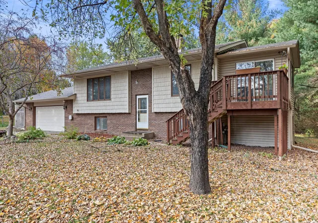 Photo 4 of Sale Pending at 2021 352nd Avenue NE, Cambridge, MN 55008 | MLS# 7155202 | Listing updated on 2026-10-20