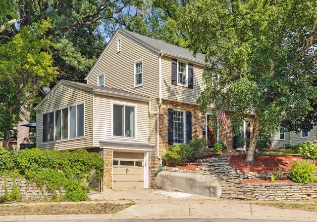 Photo 2 of Single family home for sale at 1995 Norfolk Ave, Saint Paul, MN 55116 | MLS# 7155203 | Listing updated on 2026-10-07