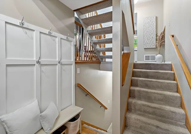 Photo 2 of Single family home for sale at 10673 Sherman Dr, Eden Prairie, MN 55347 | MLS# 7155231 | Listing updated on 2026-10-09