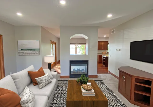 Photo 3 of Single family home for sale at 11405 W Laketowne Dr, Albertville, MN 55301 | MLS# 7155237 | Listing updated on 2026-10-07
