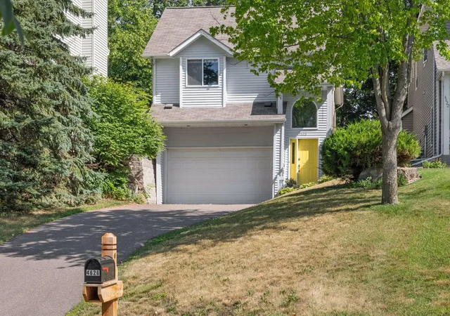 Photo 1 of Single family home for sale at 4626 Kildare Rd, Mound, MN 55364 | MLS# 7155251 | Listing updated on 2026-10-05