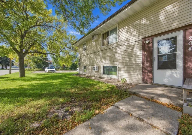 Photo 3 of Multi family home for sale at 204 4th Street Nw, Dilworth, MN 56529 | MLS# 7155257 | Listing updated on 2026-10-07