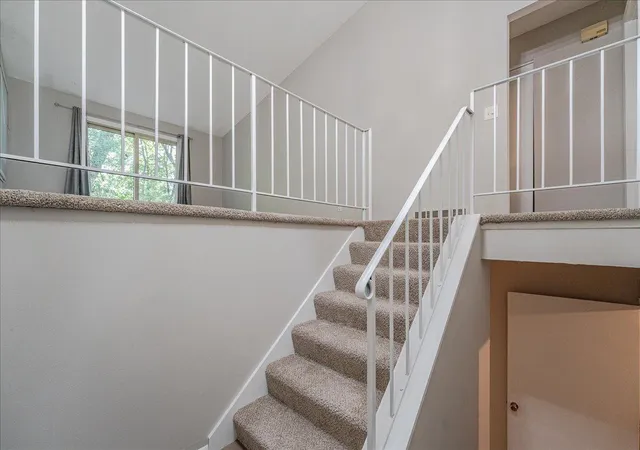 Photo 4 of Single family home for sale at 299 River Woods Ln, Burnsville, MN 55337 | MLS# 7155273 | Listing updated on 2026-10-08