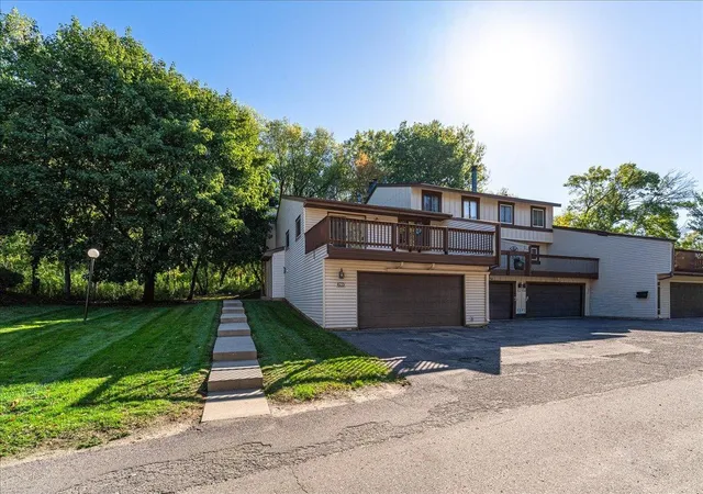 Photo 60 of Single family home for sale at 299 River Woods Ln, Burnsville, MN 55337 | MLS# 7155273 | Listing updated on 2026-10-08
